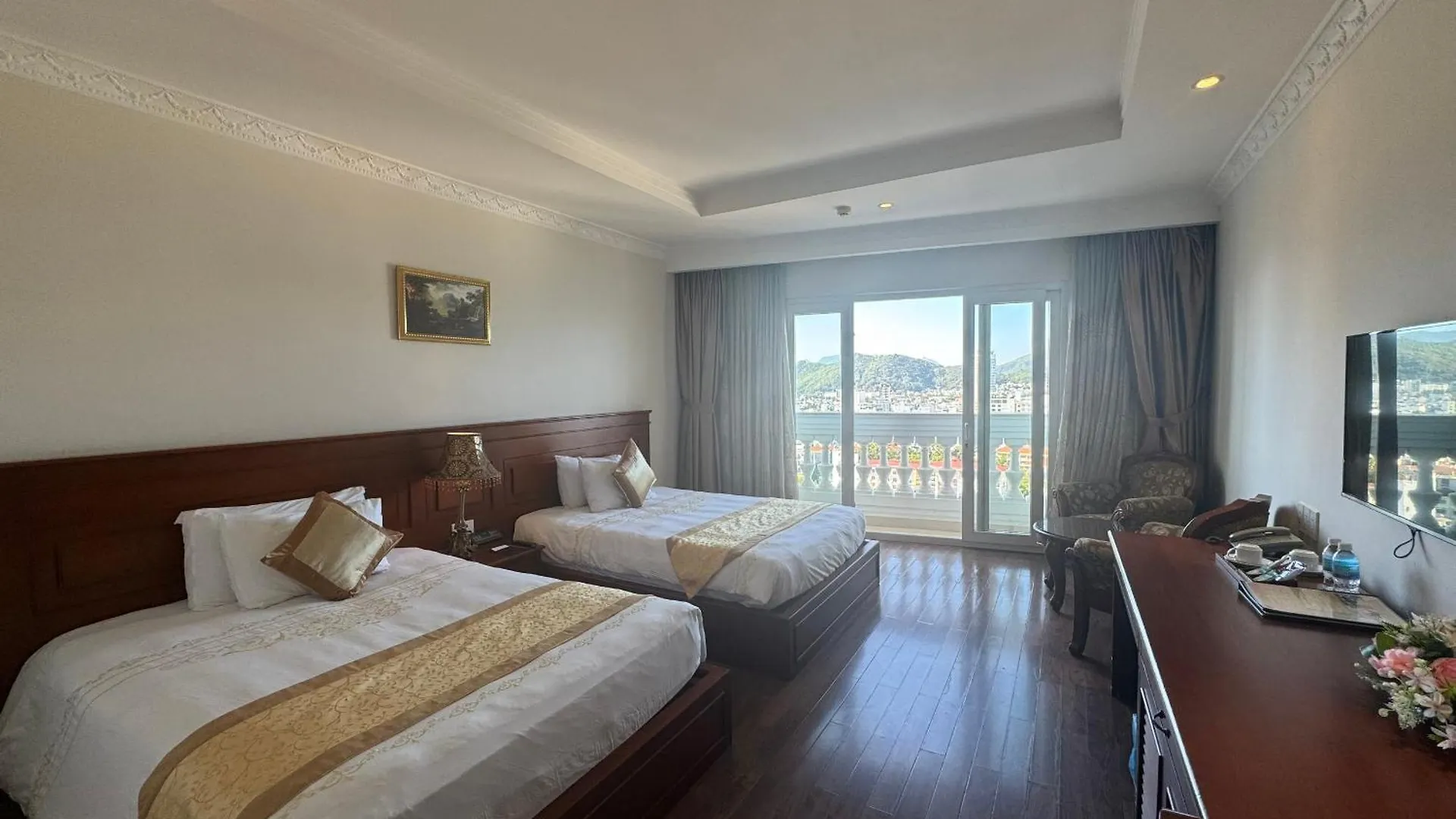 Nha Trang Palace Hotel