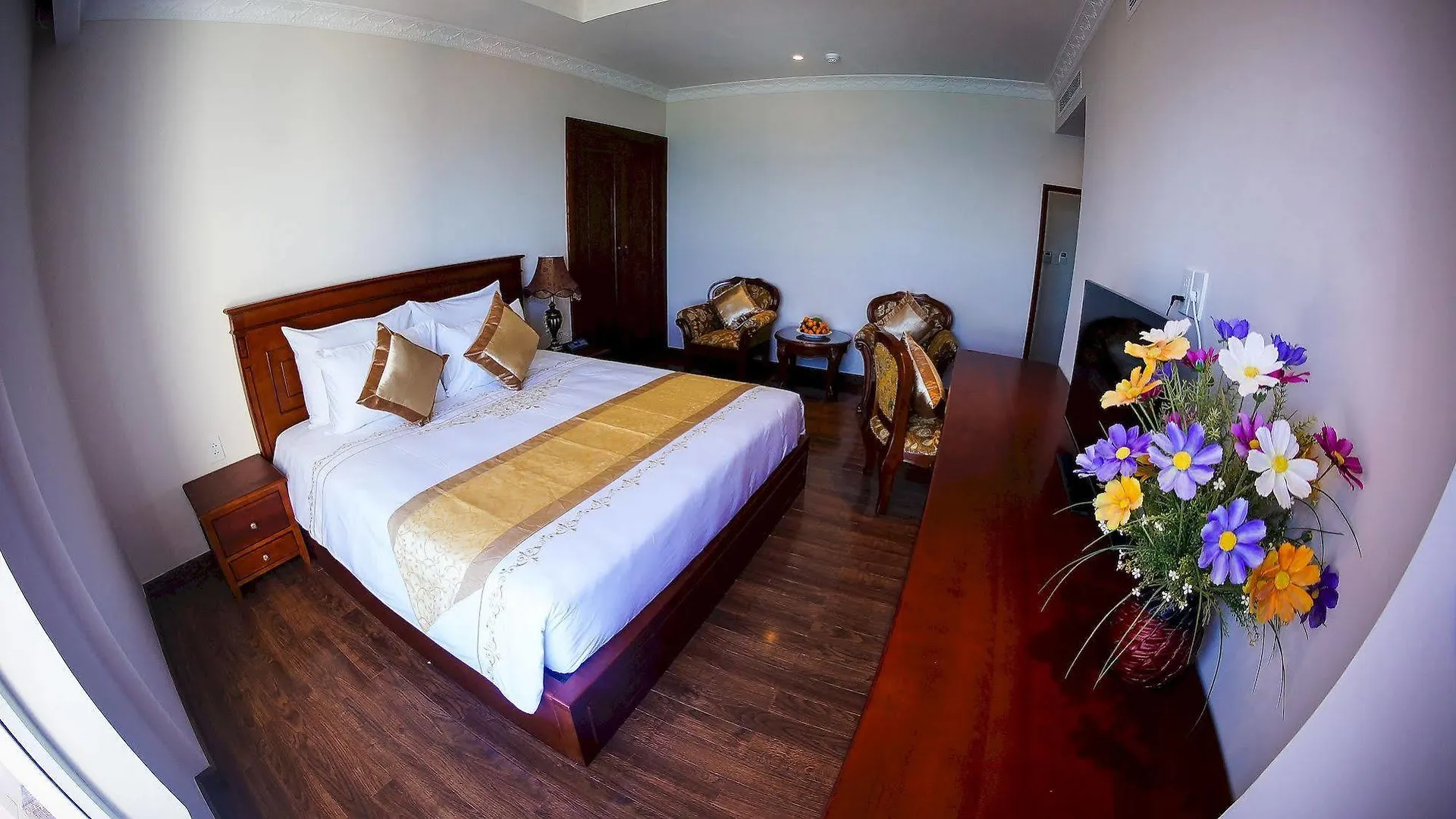 Nha Trang Palace Hotel 4*, Nha Trang Vietnám