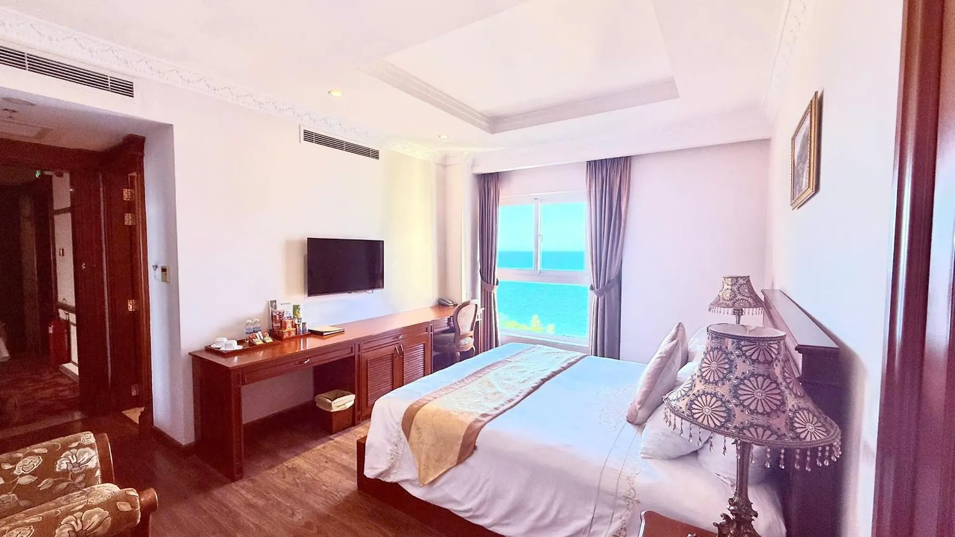 Nha Trang Palace Hotel