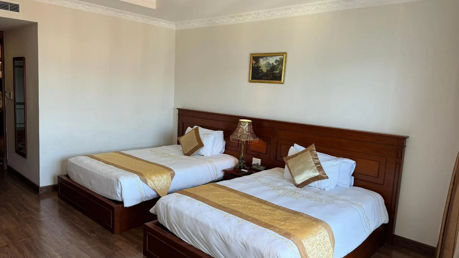 Nha Trang Palace Hotel 4*, Nha Trang