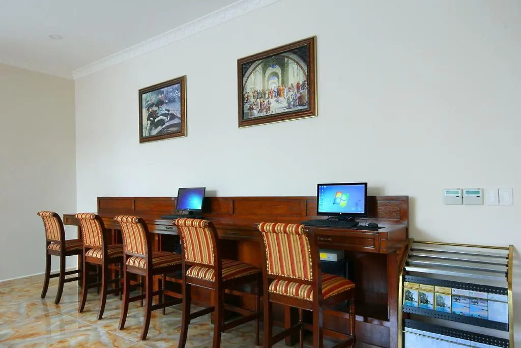 Nha Trang Palace Hotel Нячанг