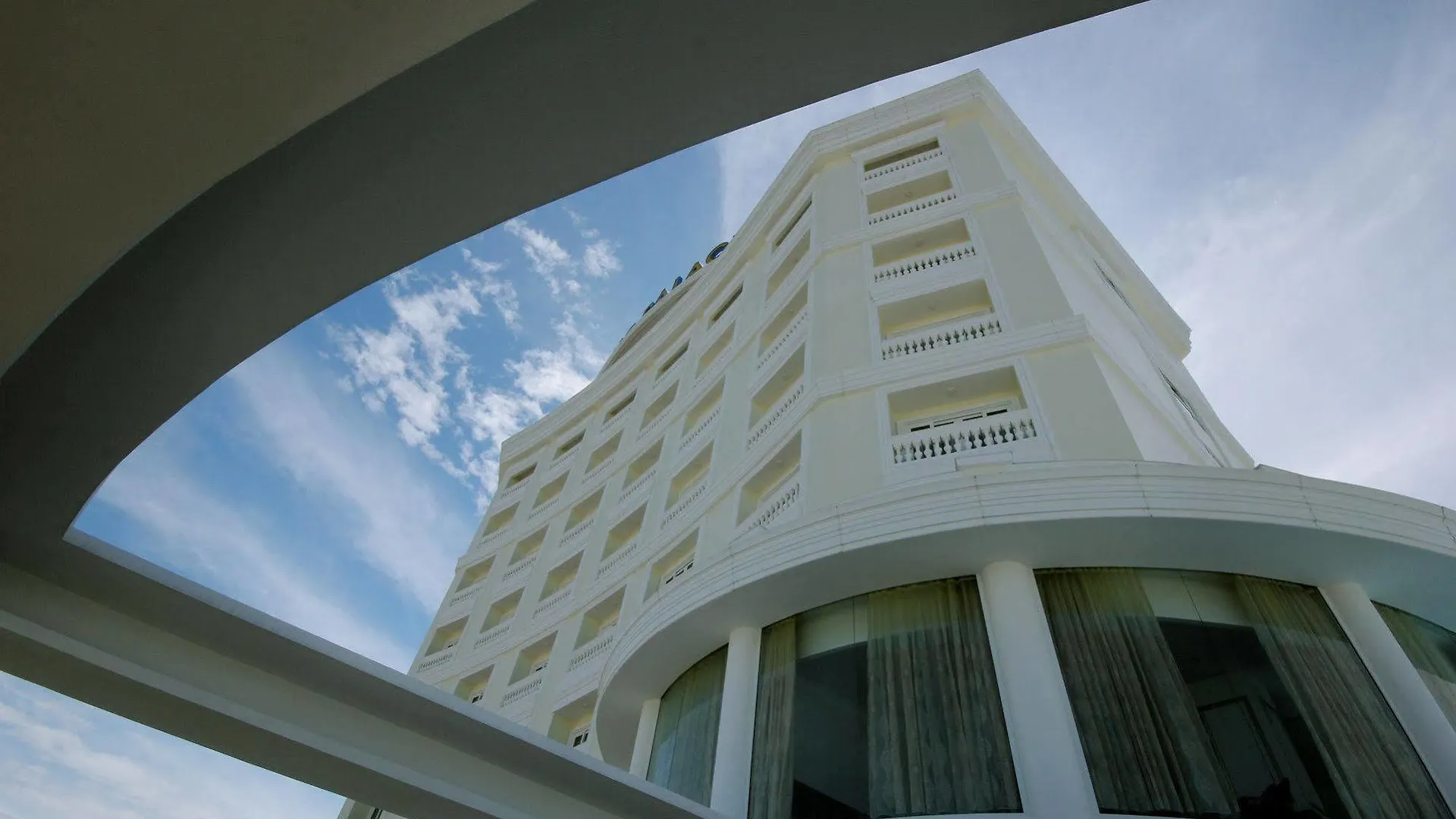 Nha Trang Palace Hotel