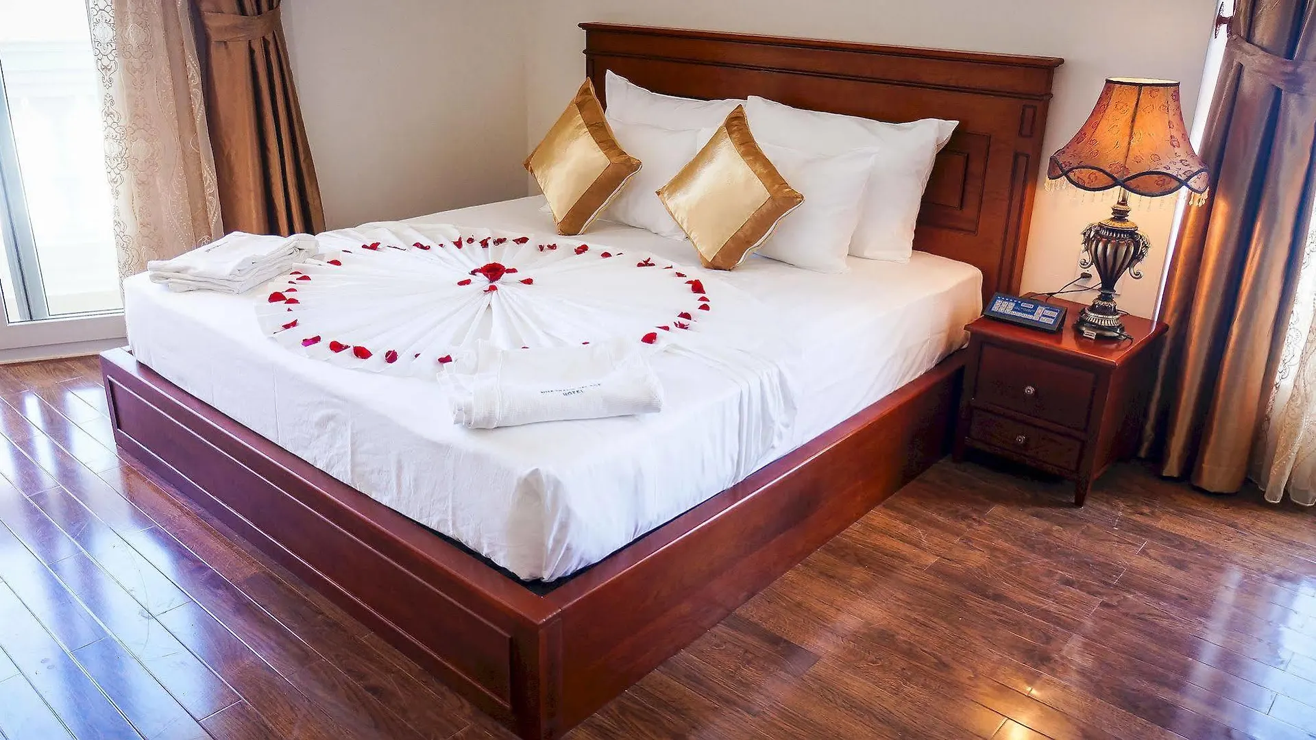 Nha Trang Palace Hotel  Нячанг