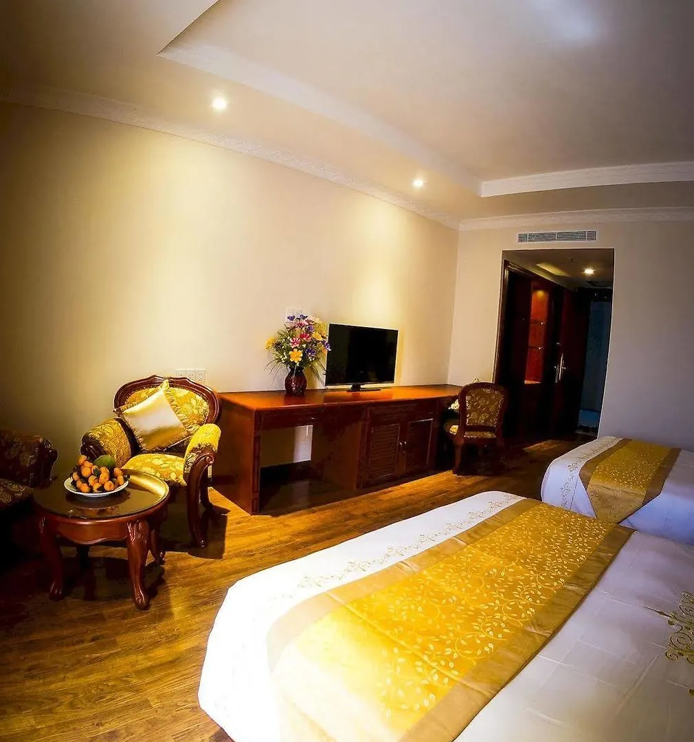 Nha Trang Palace Hotel 4*, Нячанг